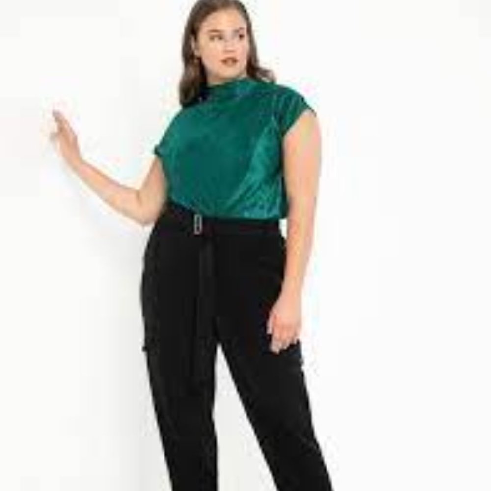 Textured Sleeveless Top
